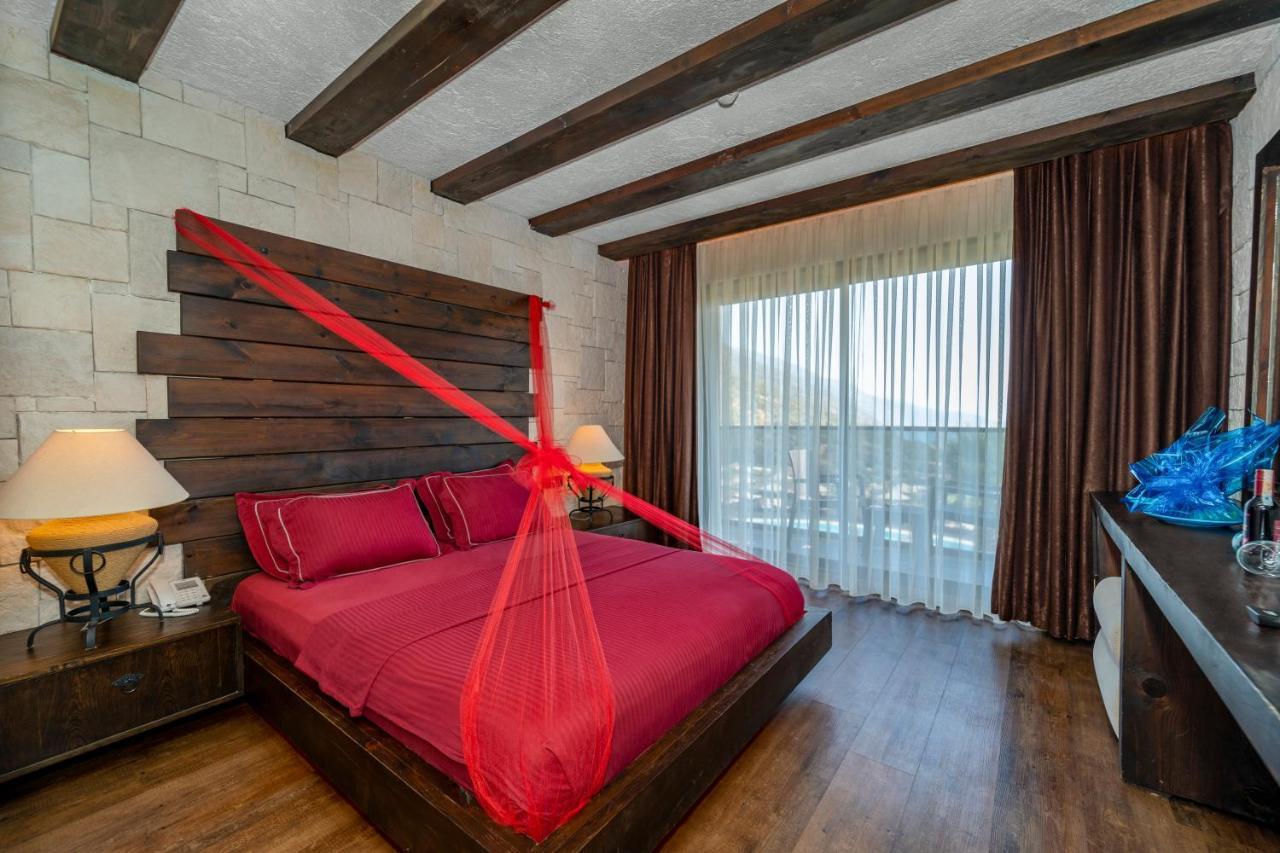 Manaspark Deluxe Hotel Oludeniz Bagian luar foto